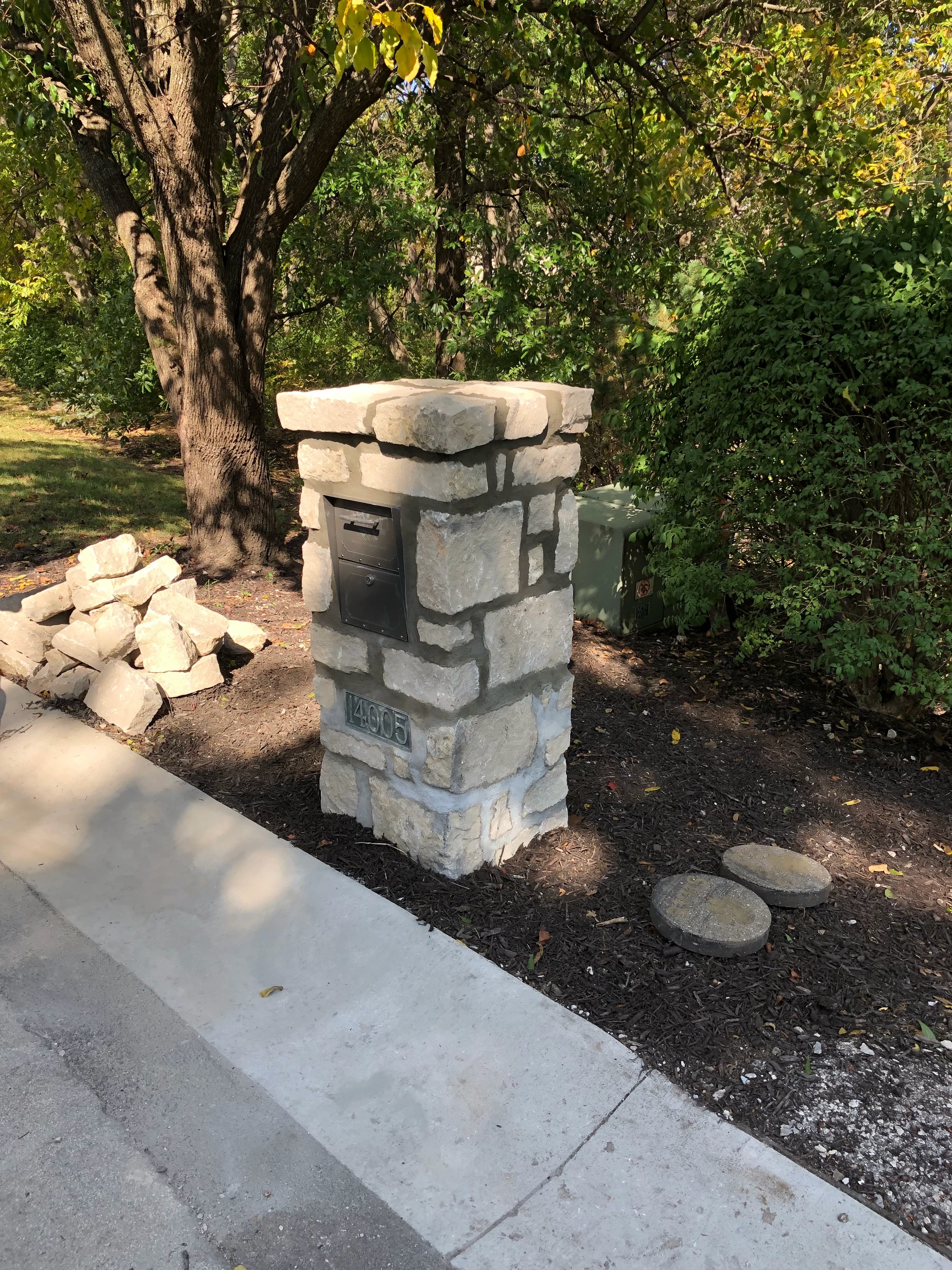 Stone mailbox pillar (14005)
